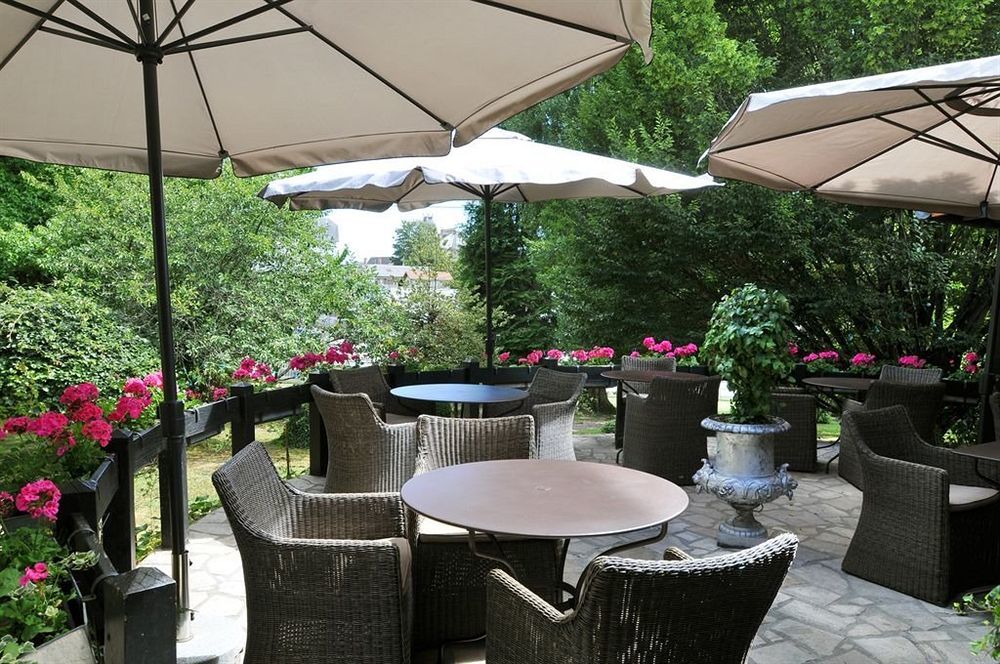Logis Hotel - Restaurant Le Relais De Comodoliac Saint-Junien Eksteriør bilde