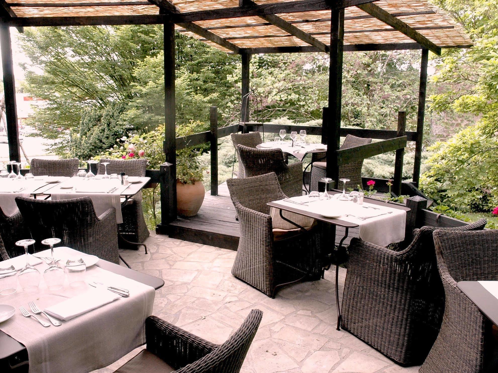Logis Hotel - Restaurant Le Relais De Comodoliac Saint-Junien Eksteriør bilde